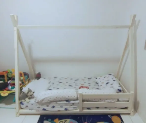 Cama Montessoriana estilo cabana