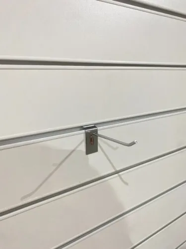 Ganchos para painel canaletado - Usados
