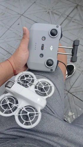 Drone dji neo fly more
