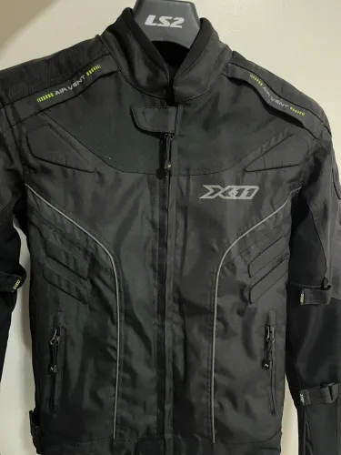 Jaqueta X11 Iron 2 feminina - M