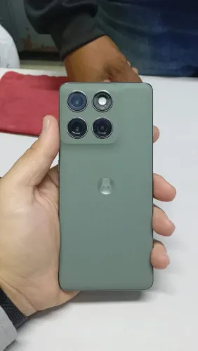 Moto Edge 60 pro a venda completo 