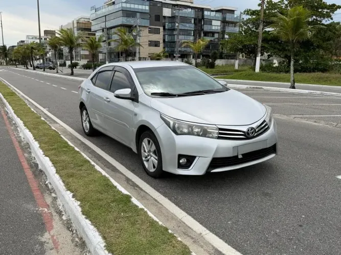 Toyota Corolla GLI 1.8 Flex 16V Aut. 2016