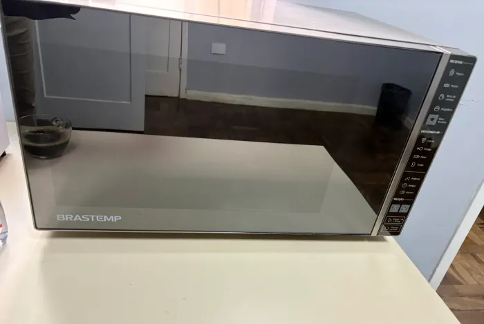 VENDO MICRO-ONDAS BRASTEMP - ÓTIMO ESTADO!