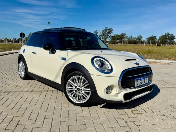 Mini Cooper S 2.0 Turbo 16V 3P Aut. 2017