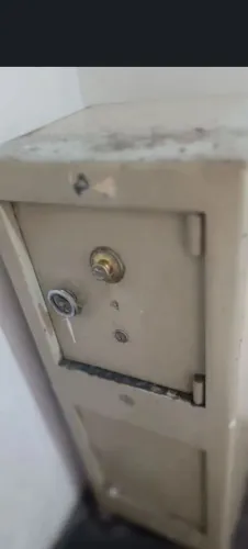 Cofre com senha ENTREGO
