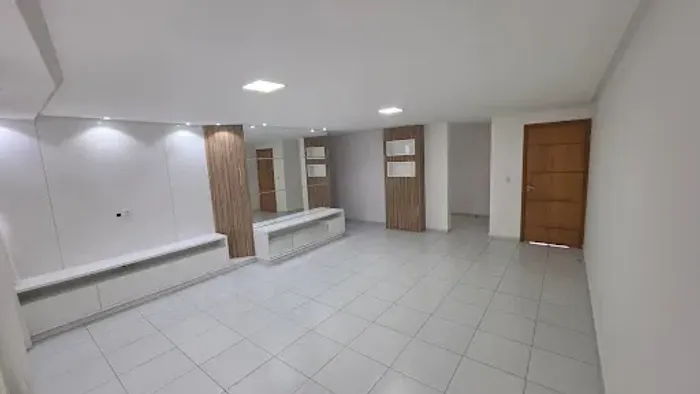Apartamento com 3 dormitórios à venda, 125 m² por R$ 630.000,00 - Alto Branco - Campina Gr