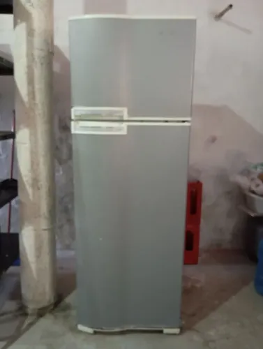Vendo geladeira