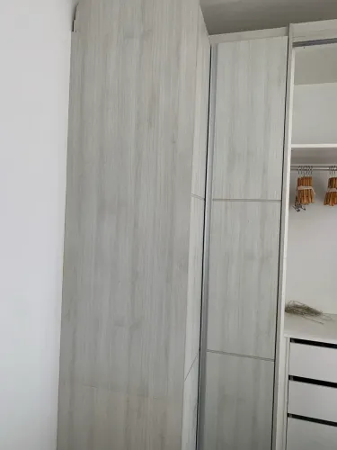 Vendo guarda roupa casal