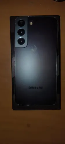 S22 SNAPDRAGON TROCO OU VENDO com nota fiscal! (com avarias)