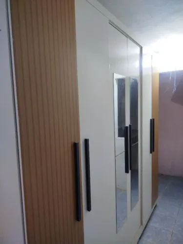 Guarda roupa casal semi novo
