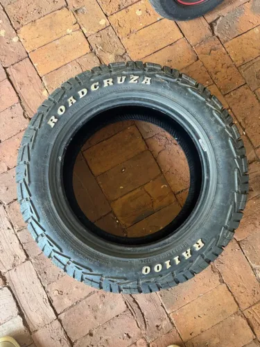 Jogo de Pneu All Terrain Roadcruza 205/60R15