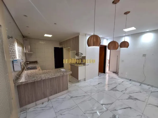 Casa para Alugar Comercial com 4 Escritórios com Ar Condicionado no Jardim Santa Helena em