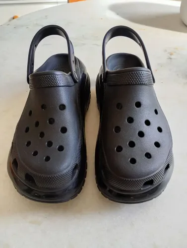 Crocs 41