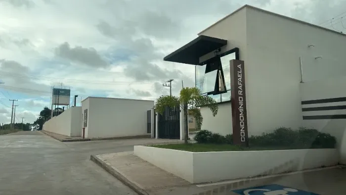 Passo chave de excelente casa em condomínio fechado no Araçagy