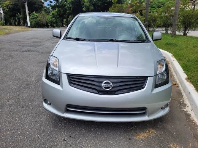 Nissan Sentra SR 2.0 Flex Fuel 16V Aut. 2012