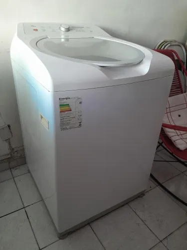 Vende-se essa maquina de lavar roupas 15 kg