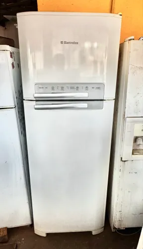 Geladeira Electrolux 500L