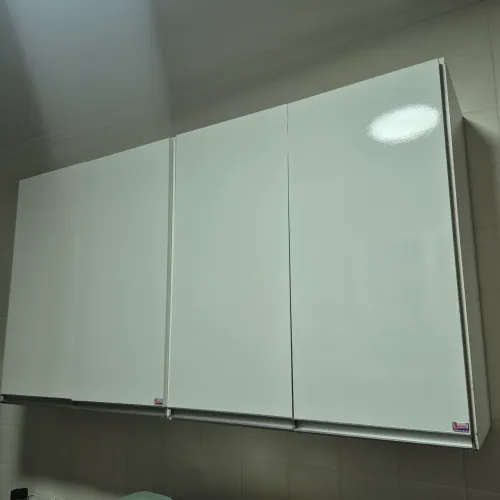 Armário de cozinha suspenso