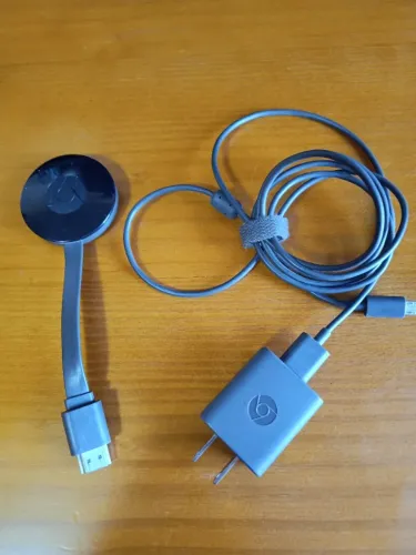 Google Chromecast com fonte e cabo - funcionando perfeitamente