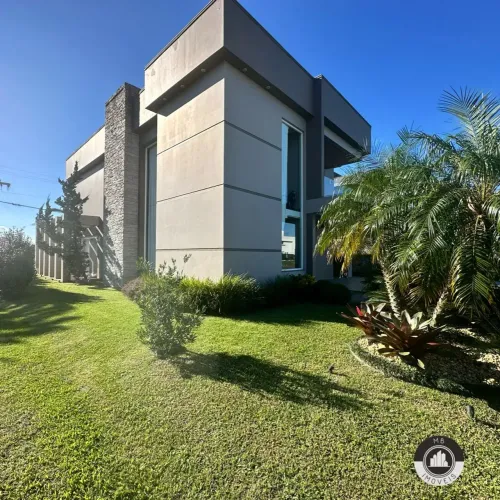 Sobrado à venda com 300m2 no condominio Ocean Side em Torres RS