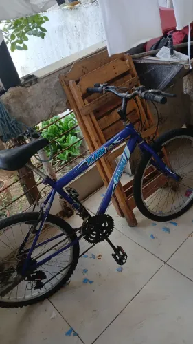 Vende-se está bicicleta