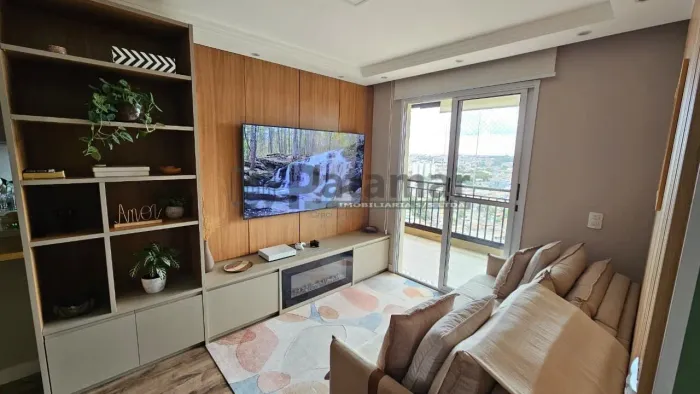 Taboão da Serra Apartamento de Três Quartos com 79 area util