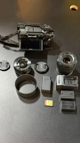 Câmera Sony A6700 nova impecável