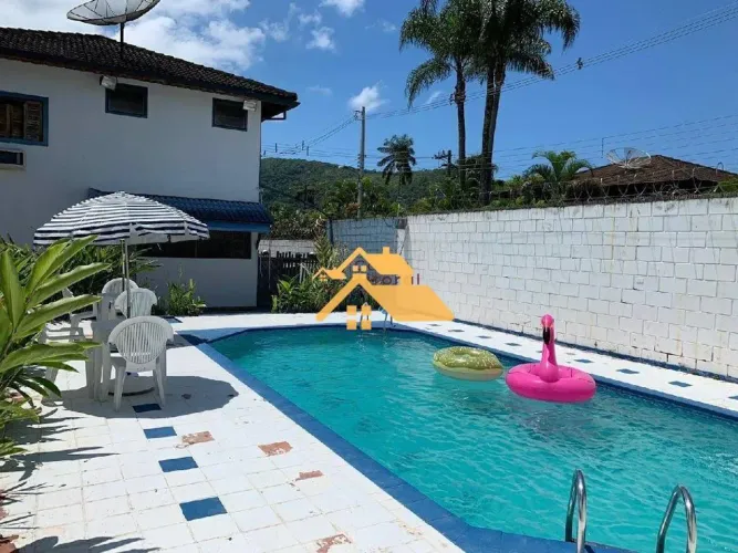 Locação de Temporada em Juquehy: Casa com 4 Suítes, Piscina Privativa, Bangalô, Edícula co