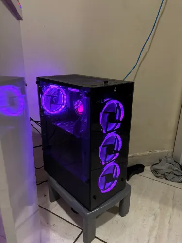 Gabinete Gamer RiseMode com 6x Fans