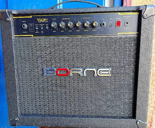 Amplificador Guitarra  Borne Vorax 1050 Studio 50w RMS Zerado N Meteoro Marshall Fender