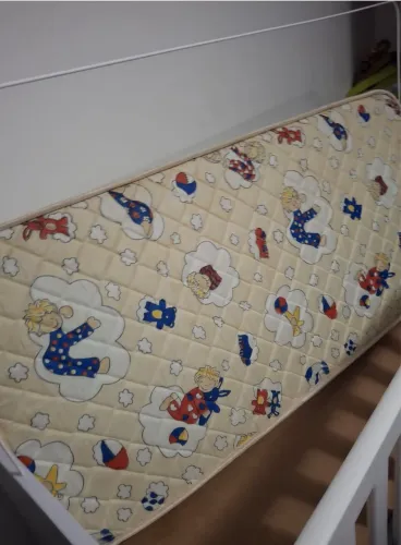 Berço infantil + colchão