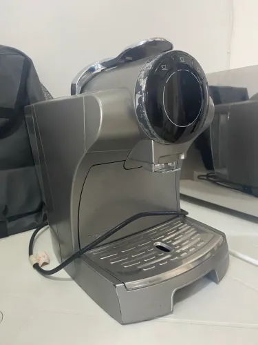 Cafeteira Profissional Três Corações (TRES) - Ótimo Estado