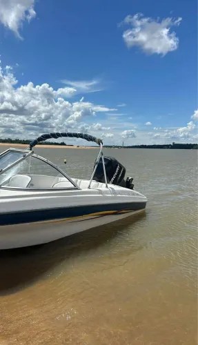 Vendo ou troco Lancha com motor mercury 115HP