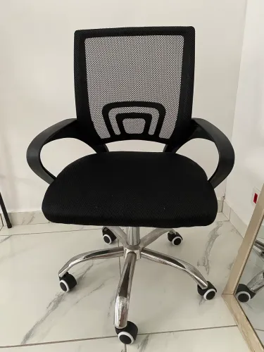 Cadeira de Escritório Ergonômica Preta - Mesh - Rodinhas