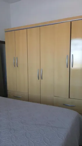 Guarda roupa Solteiro, 6 portas 4 gavetas