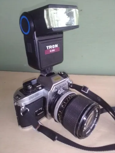 Camera fotográfica Nikon analógica