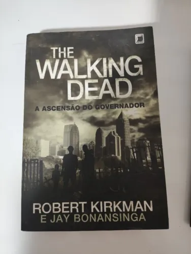 Liivro The Walking Dead: A ascensão do governador
