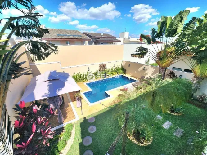 Casa à venda em Americana, Condomínio Terras do Imperador, com 3 suítes, com 250 m²