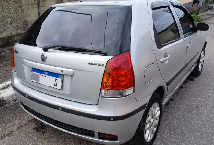 Fiat Palio HLX 1.8 MPI Flex 8V 4P 2004