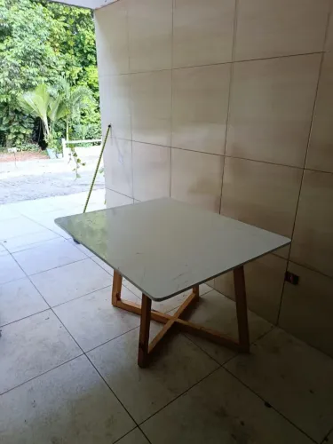 Mesa de Jantar Em estado de nova!! PRA SAIR HOJE