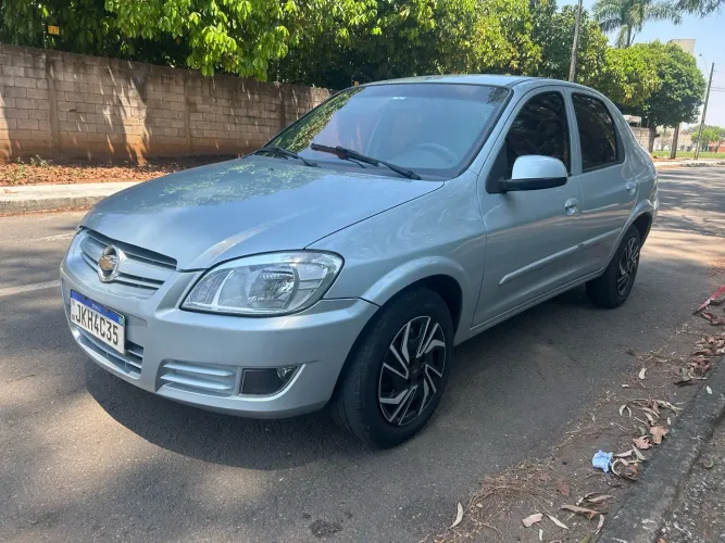 Chevrolet Prisma Sed. Maxx/ LT 1.4 8V Econof. 4P 2007