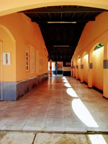 FÉRIAS NO ARIRAMBA. Casa Mosqueiro. Rua Ocidental. Valor: 2.800,00.