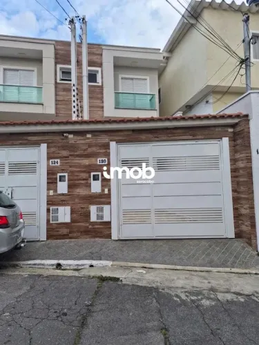 Sobrado com 3 Dormitórios (1 Suíte com Varanda) e Acabamento de Primeira Linha