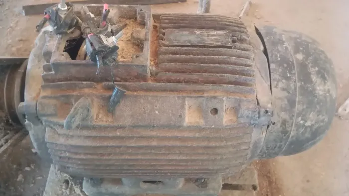 Motor Weg 75 Cv, 04 polos, W22