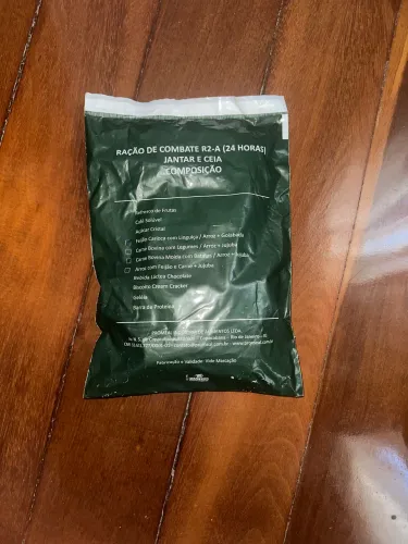 Kit de Alimentação Lacrado com Arroz, Feijão e Goiabada