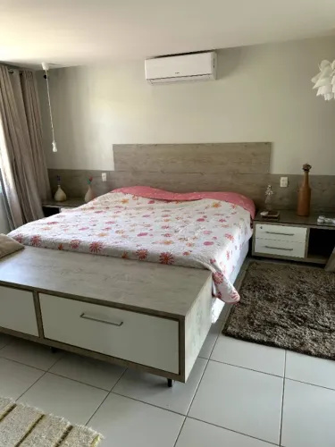 Cama King Size - Base e colchão