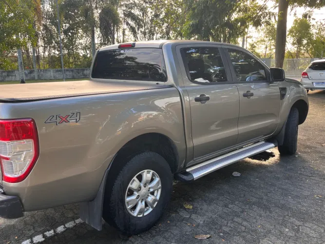 Ford Ranger XLS 2.2 4X4 CD Diesel Mec. 2015