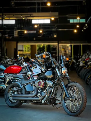 HARLEY DAVIDSON BLACKLINE FXS