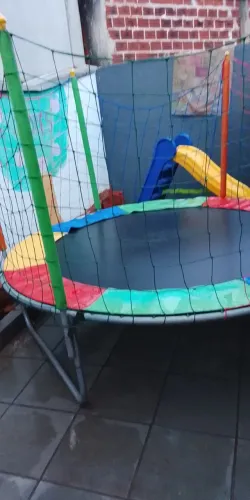 Cama elástica gigante 