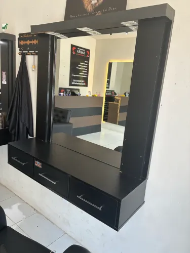 Penteadeira barbearia